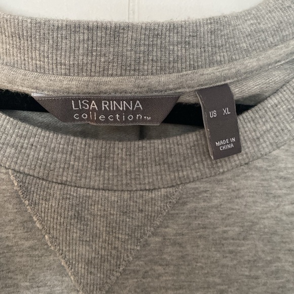 Lisa Rinna Flutter Sleeve Top Size XL - Picture 3 of 12